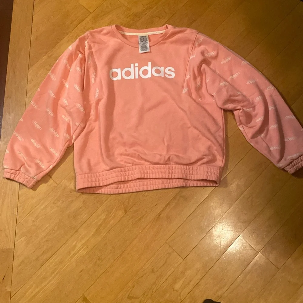 Woman’s Adidas sweatshirt - Picture 1 of 6